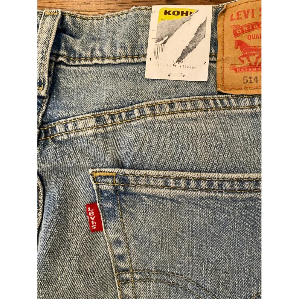 Levis 514 Straight Fit Mens 33x30 Light Wash Distressed Flex Jeans New